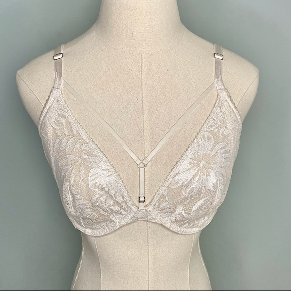 Victoria's Secret Very Sexy ivory metallic unlined plunge bra - Picture 2 of 6